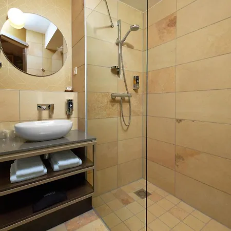 Inntel Marina Hotel 4*